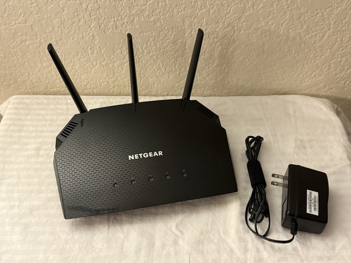 Netgear RAX10 base